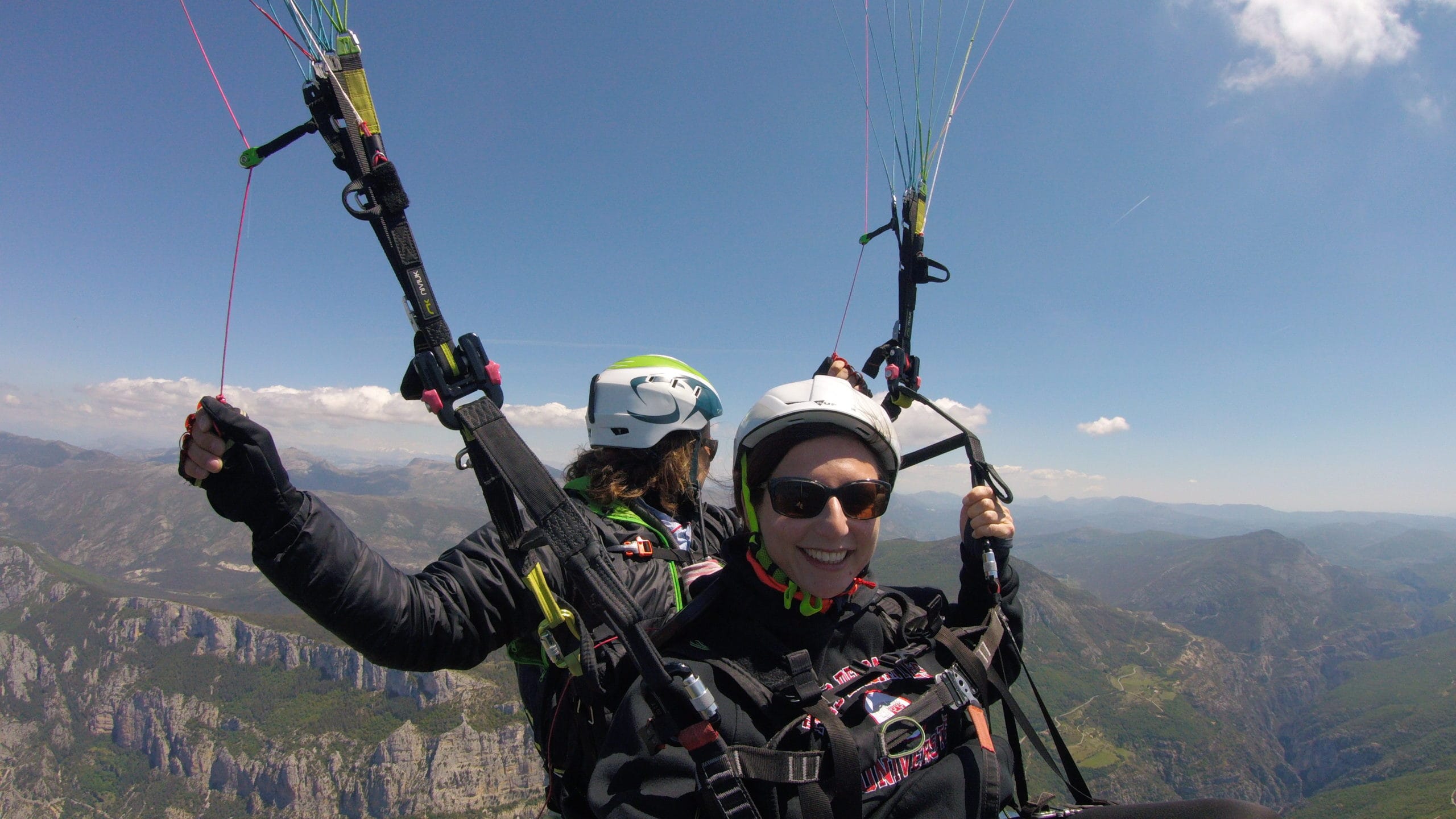 Baptême de parapente en biplace au-dessus de Digne-les-Bains